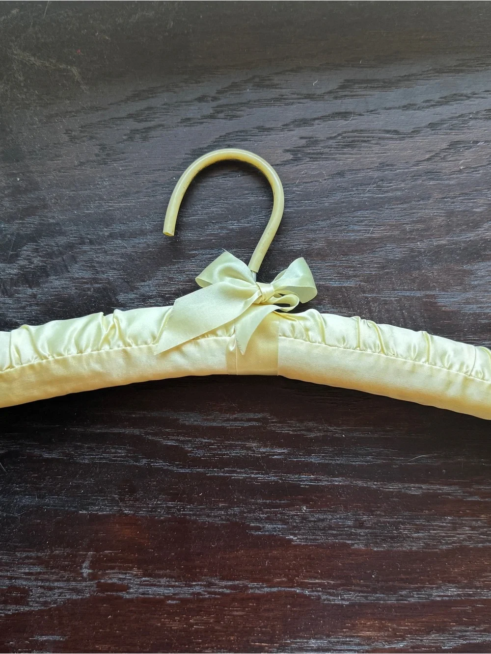 Vintage satin hangers with bow